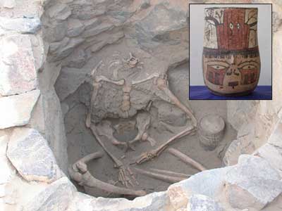 This headless skeleton was next to a ‘head jar’, probably intended as a replacement for the missing skull. The burial was probably human sacrifice in a ritual of ancestral worship.